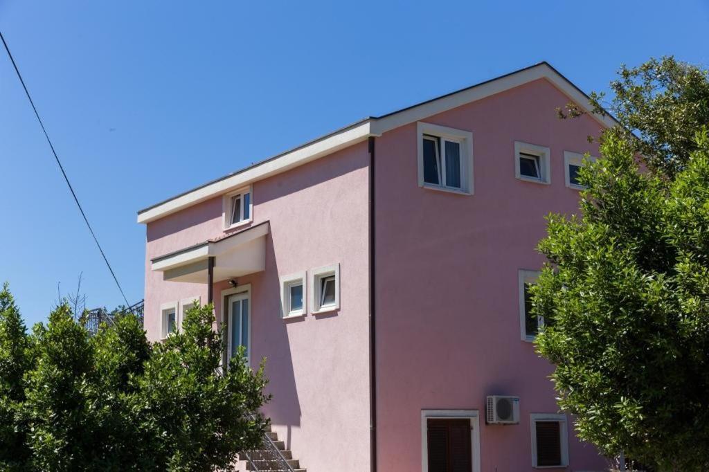 מליני Apartment Green Oase מראה חיצוני תמונה